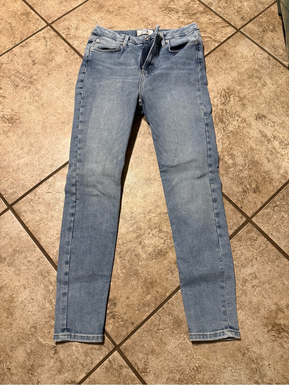 We The Free Free People Light Wash Skinny Jeans size 29